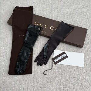 Gucci women’s patent leather gloves size 7 Vernice and Nappa black gold